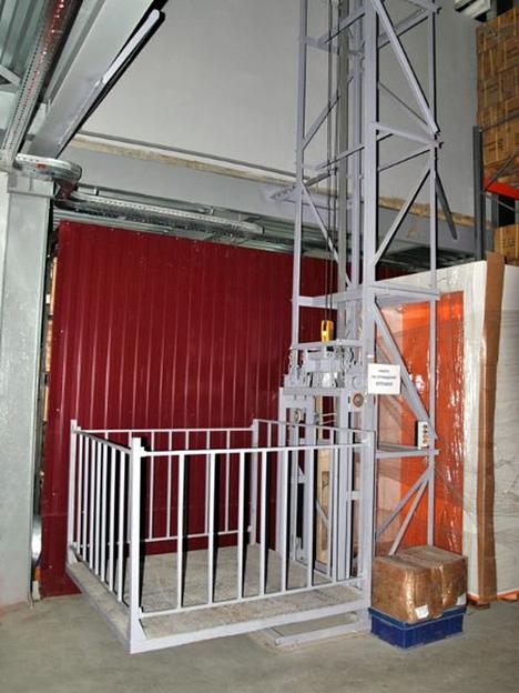 Грузовые подъемники для склада фото 2