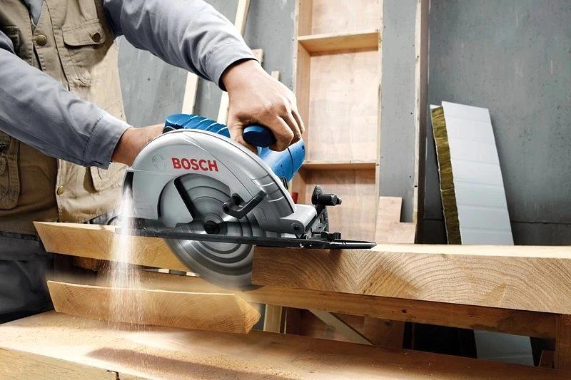 Циркулярная пила (дисковая) Bosch GKS 235 Turbo 2050Вт (ручная) D диска.:235мм (06015A2001) фото 2