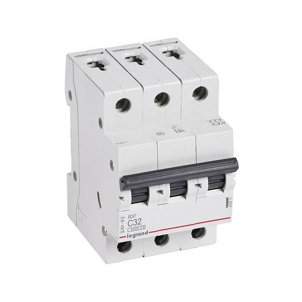 Автоматический выключатель  Legrand  419711  3П C 32A RX3 4 5kA фото 1