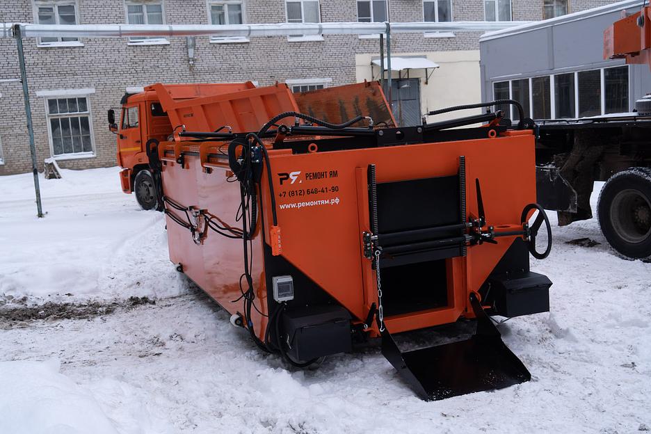 Термос-бункер для асфальта ST 6000 фото 3