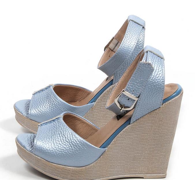 Босоножки женские из натуральной кожи на танкетке, арт.MT005 голубой перламутр ОПТ фото 6