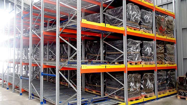 Гравитационные стеллажи для склада ОПТ фото 9