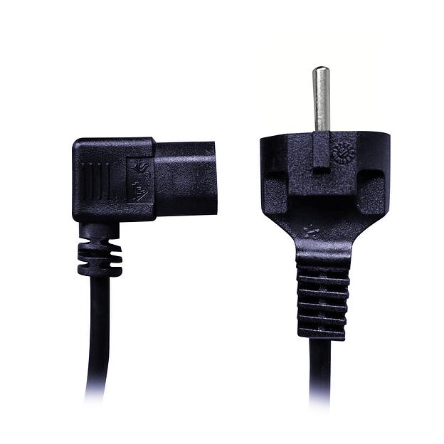 Кабель питания SHIP SH5007-3P Тип: С13 for Case Жилы из чистой меди толщиной 0.75 мм пол.Пакет 3 м. фото 2