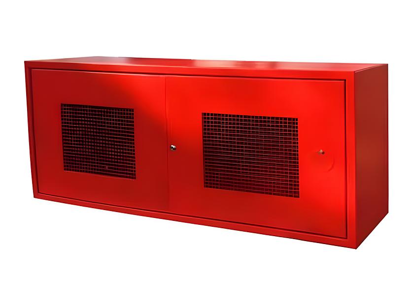 Пожарный щит закрытого типа с сеткой 1250х550х300 мм фото 1