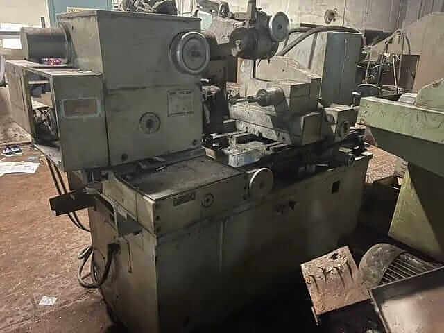 Круглошлифовальный станок 3м127 фото 8