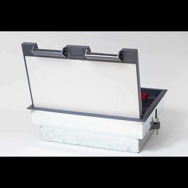 Люк на 8 постов (45х45),металл/ пластик, с металлической коробкой, IP40 фото 4