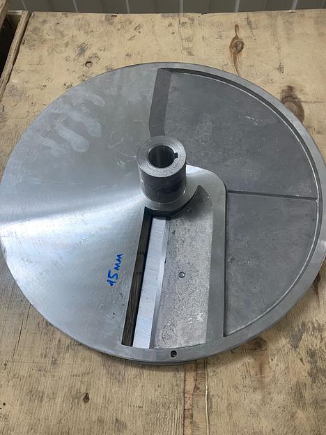 Многофункциональная машина для нарезки (шинковки) Vega Combo фото 3