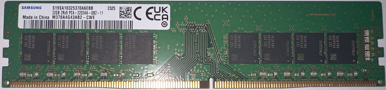 Оперативная память 32GB DDR4 3200MHz Samsung (PC4-25600) UDIMM 1.2V  M378A4G43AB2-CWED0 фото 1