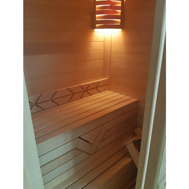 Двухместная финская сауна 140×110 см фото 2