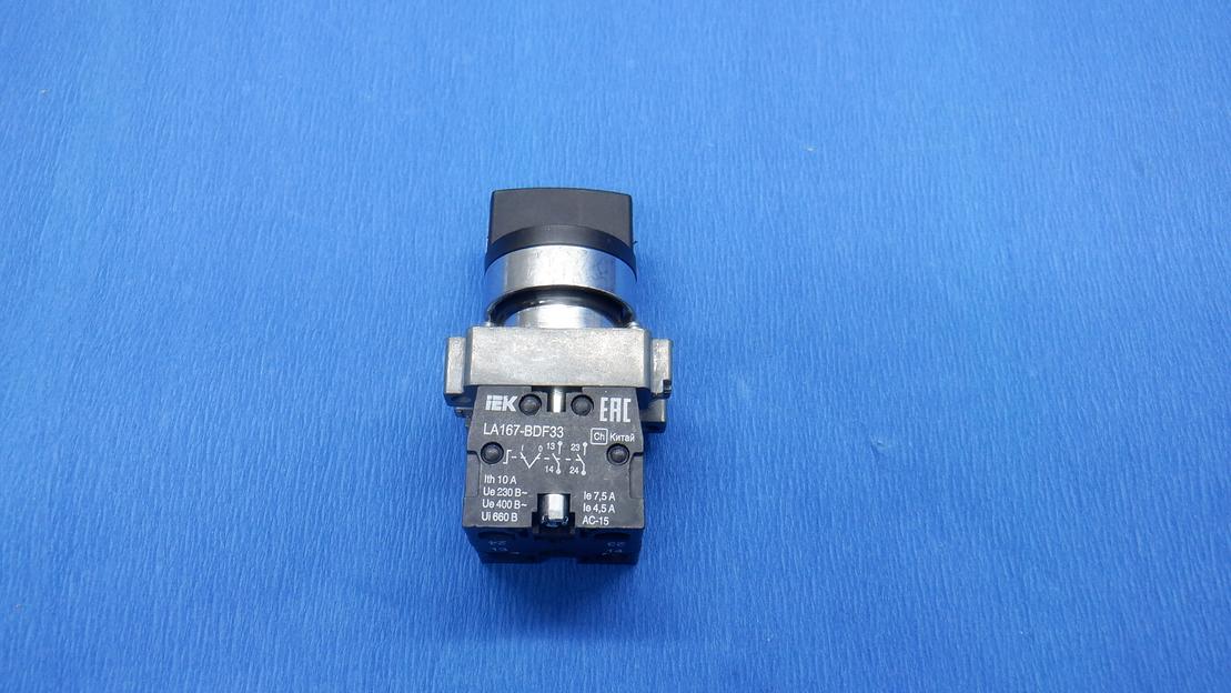 Переключатель LA167-BDF33 3 полож. 2з черный IEK фото 1