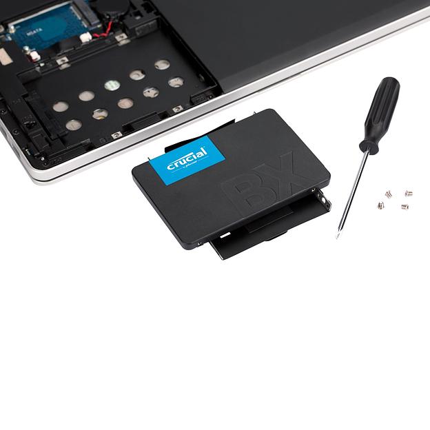 Твердотельный накопитель Crucial CT500BX500SSD1 фото 5