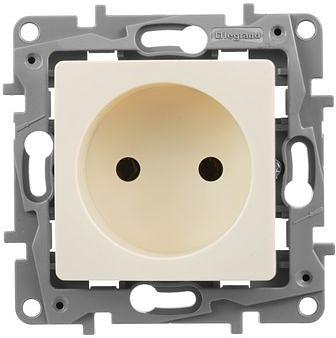 Розетка силовая Legrand Etika (672320) скрыт. зазем. IP21 слоновая кость фото 2
