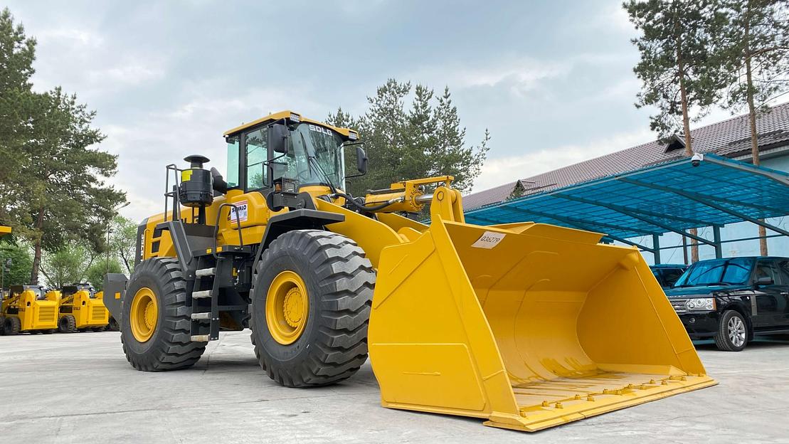 Фронтальный погрузчик L975F фото 9