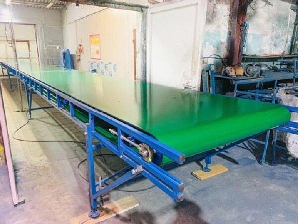 Горизонтальный широкий транспортер для хрупких грузов фото 1