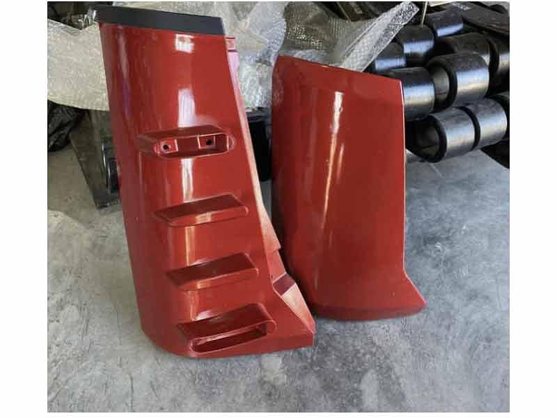 Обтекатель кабины левый внутренний+наружний красный Х3000 DZ14251110058-0060 фото 1