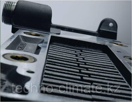 Котел настенный конденсационный Logamax plus GB172-35iWH - 35 кВт (белый) фото 3