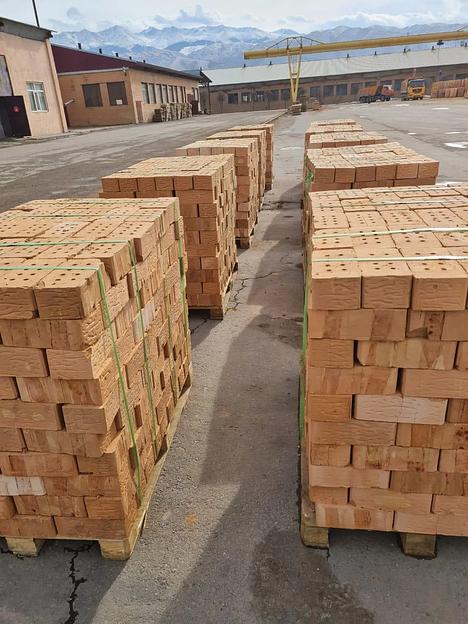 Кирпич красный полуторный 250х120х88 мм фото 1