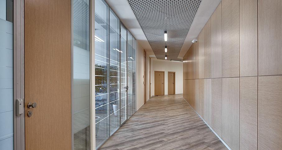 Стационарная перегородка NAYADA-Regina Line Fireproof из дерева противопожарная под заказ фото 1