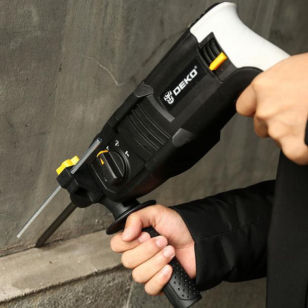 Перфоратор Deko DKH850W патрон:SDS-plus уд.:3Дж 850Вт (кейс в комплекте) фото 6