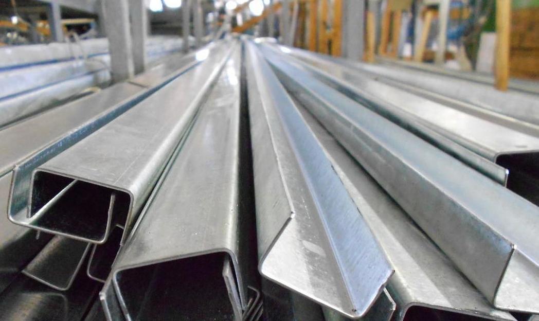 Швеллер гн. 40 (400х115х10) ст3сп5 опт фото 1