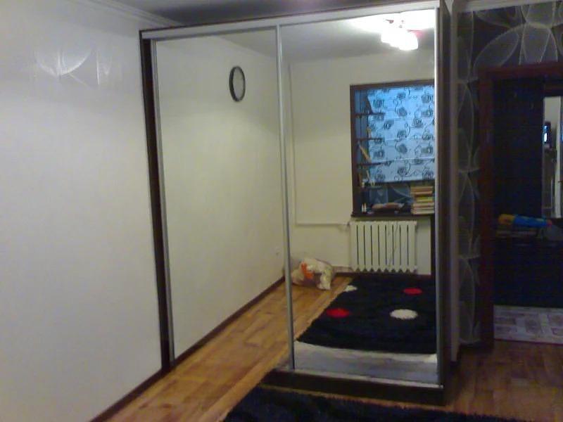 Шкаф-купе с зеркальными дверями под заказ ОПТ фото 3