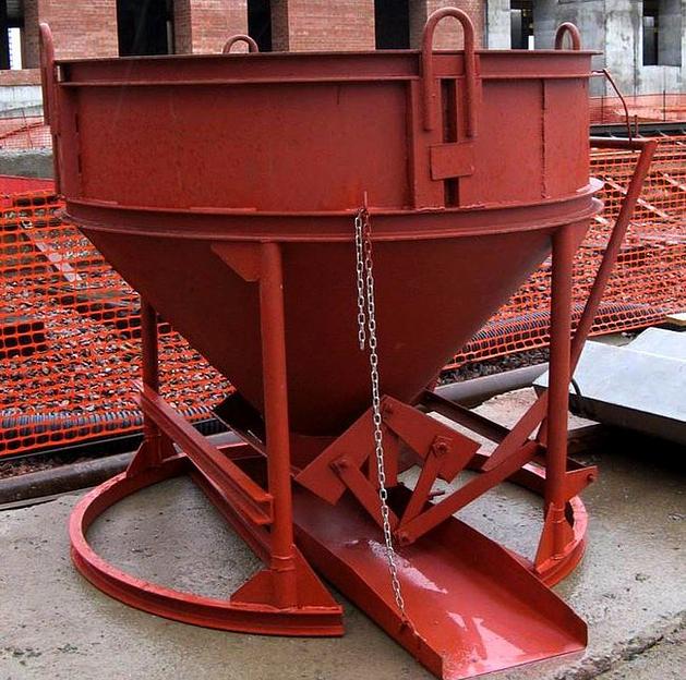 Бадья для бетона круглая с клешневым затвором «Рюмка» БНК-1 фото 1