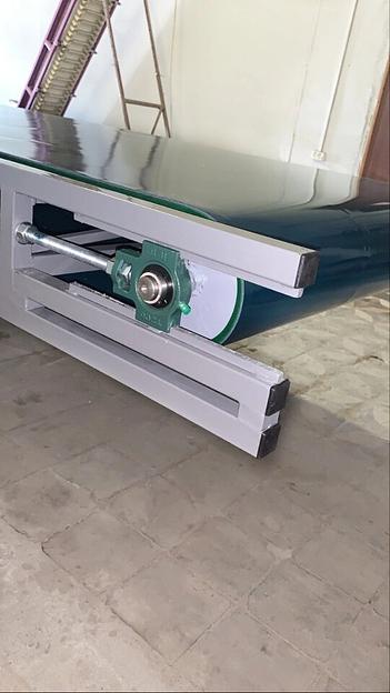 Горизонтальный ленточный конвейер для широких и тяжелых грузов. фото 3