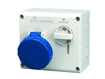 Розетка настенная с мех-ой блокировкой и верхним расположением разъема IP67 32А 3P+E+N 400В фото 1