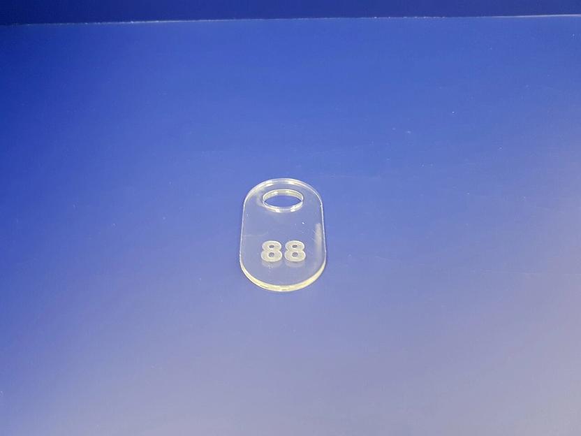 Номерок гардеробный с гравировкой фото 2