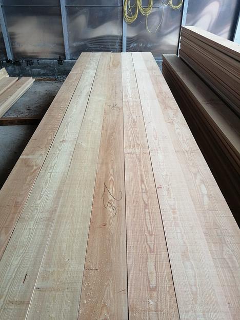 Лиственница сибирская пиломатериалы обрезные 18 м³ фото 3