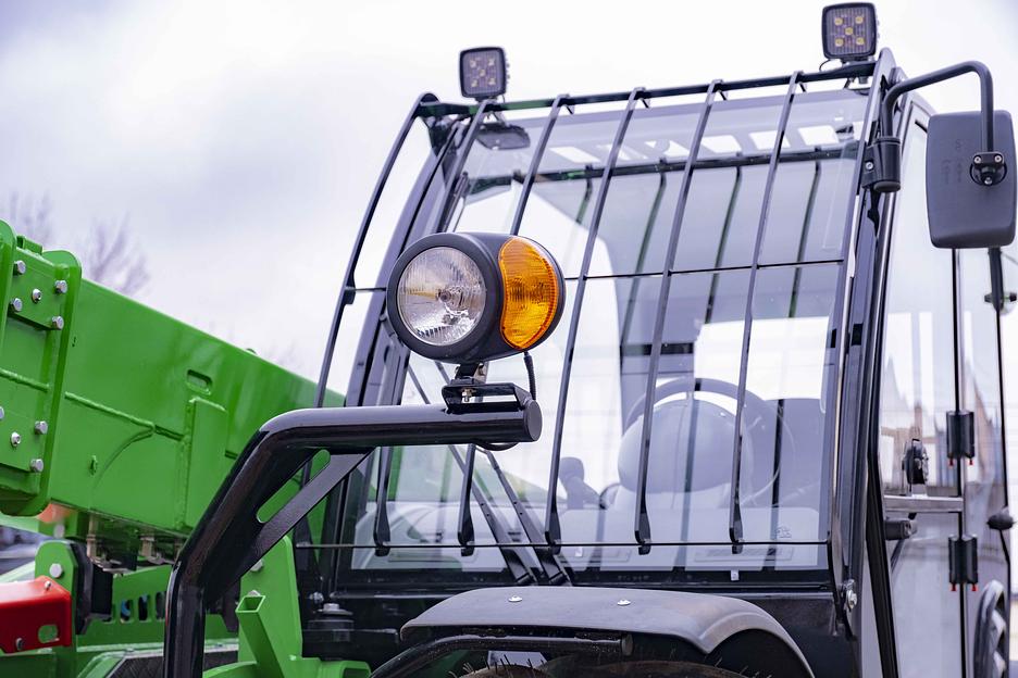 Погрузчик телескопический TLH-4007 AG фото 8