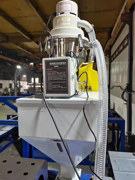 Линия для производства 2-слойной воздушно-пузырьковой полиэтиленовой пленки UTOPE-1200 фото 4