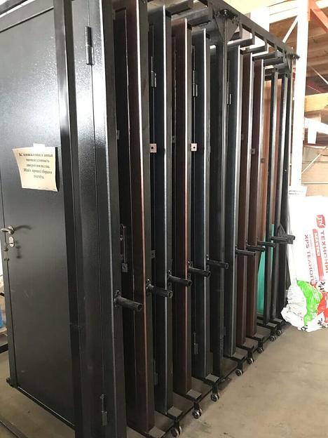 Дверь металлическая «Орех итальянский» фото 1