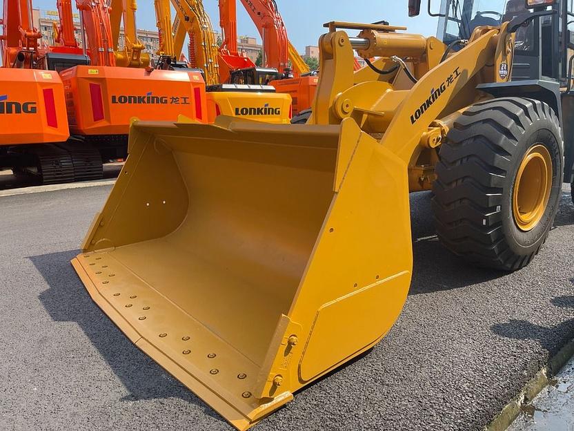 Фронтальный погрузчик «Lonking ZL50NC» фото 4