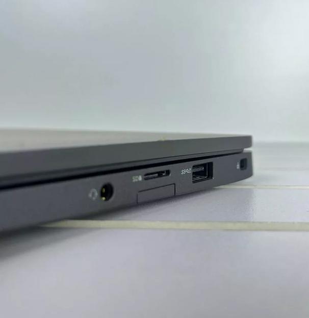 Ноутбук Dell Latitude 7300 ОПТ фото 4