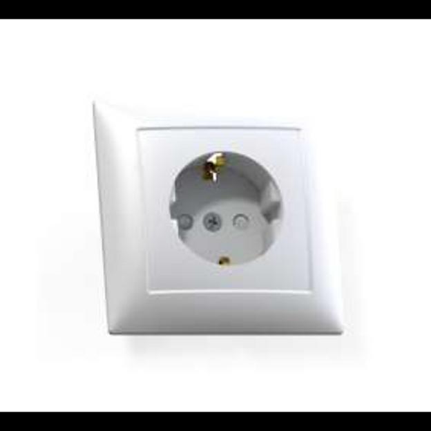 Розетка 1-м СП Селена РС16-400 16А IP20 с заземл. защ. шторки бел. Кунцево 8121 фото 1