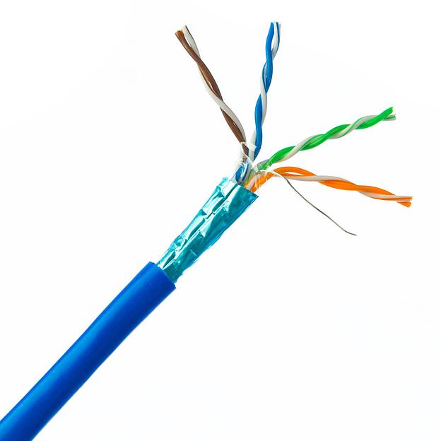 UTP кабель CAT5e, 4 пары, 24AWG, BC, PVC, для внутренних работ, 300 м / 100% медь ОПТ  фото 1