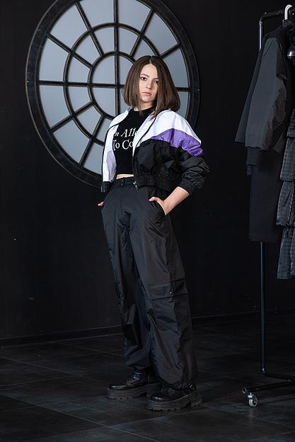 Чёрные брюки-карго из плащёвки на девочку ОПТ фото 1