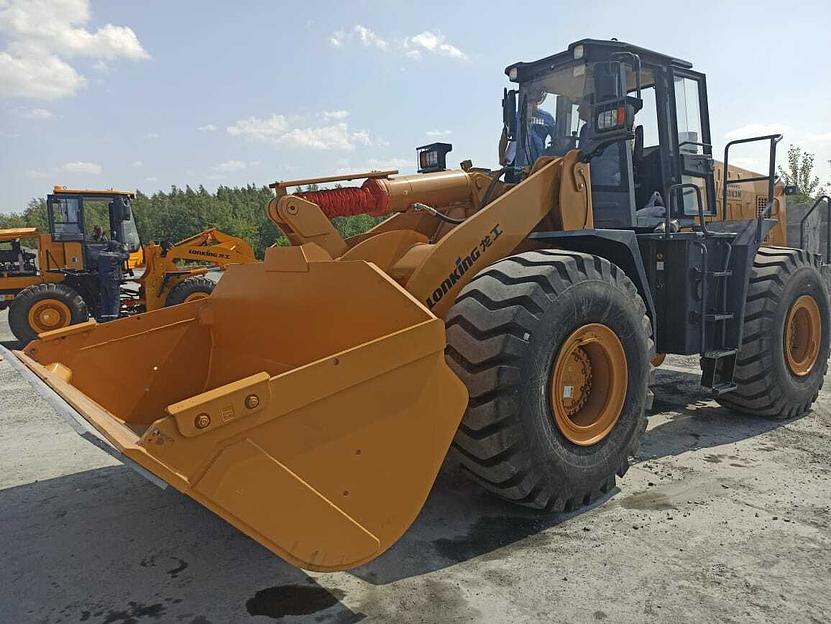 Фронтальный погрузчик Lonking CDM863N фото 1