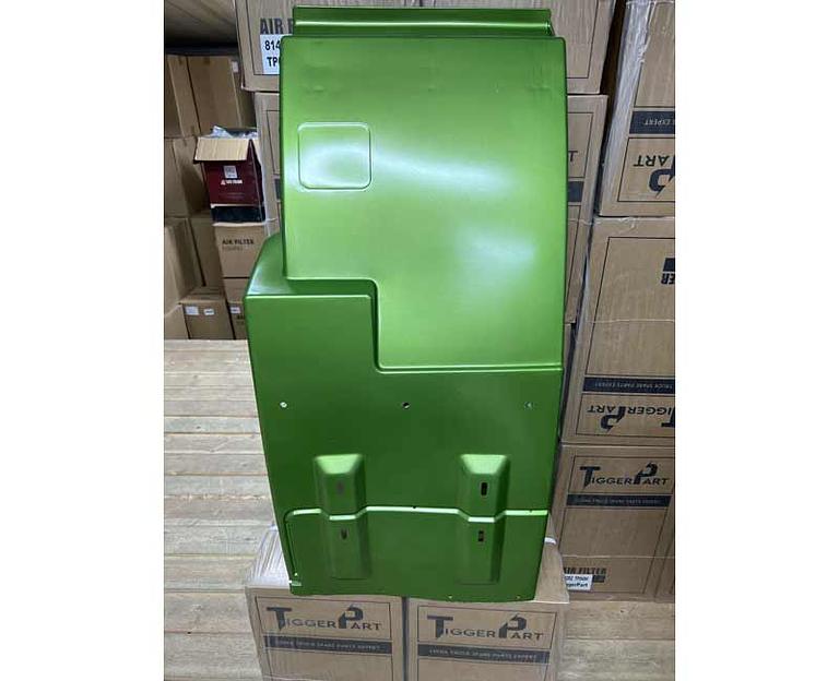 Брызговик в сборе правый зеленый Х3000 DZ13241230792-106 фото 2