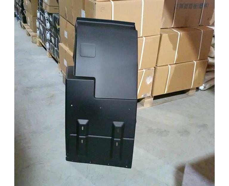 Брызговик в сборе правый черный Х3000 DZ13241230792-106 фото 1