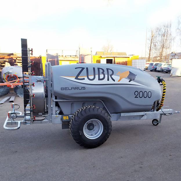 Опрыскиватель садовый прицепной, объем 2000 литров, приставка Колонна 2.0 фото 3