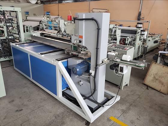 Автоматический ленточный отрезной станок (ленточная пила) LPAX фото 1