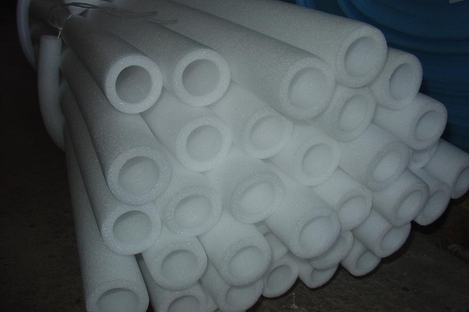 Оболочки трубные пенополиэтиленовые «Изонел» с толщиной стенки изоляции 6 мм ОПТ фото 2