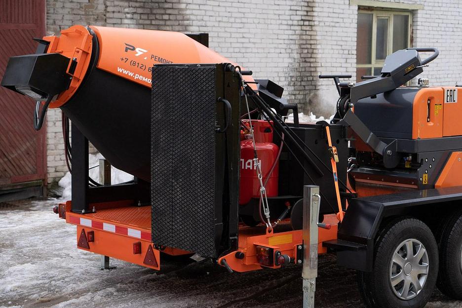 Машина для ремонта асфальта STPE 2000 с автономным рециклером фото 6