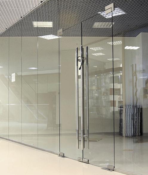 Двойная маятниковая дверь фото 1