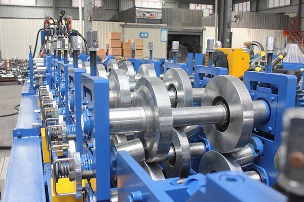 Станок (линия) для производства Z-образных профилей фото 2