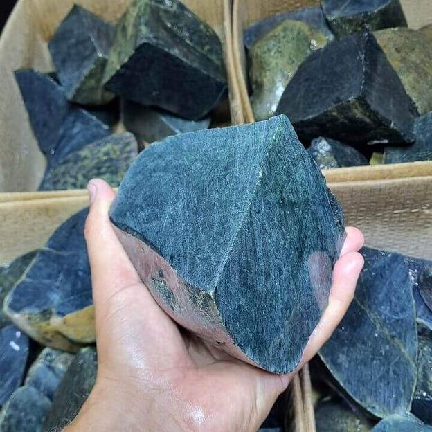 Премиум камни для бани и сауны Нефрит пиленый 60-120 мм фото 1