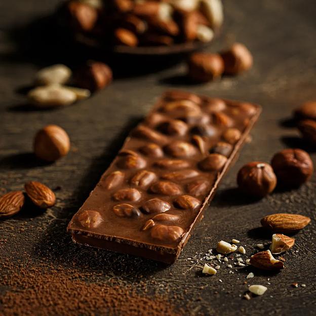 Молочный шоколад Kreola с фундуком, миндалем, арахисом, плитка 60 г, опт фото 5