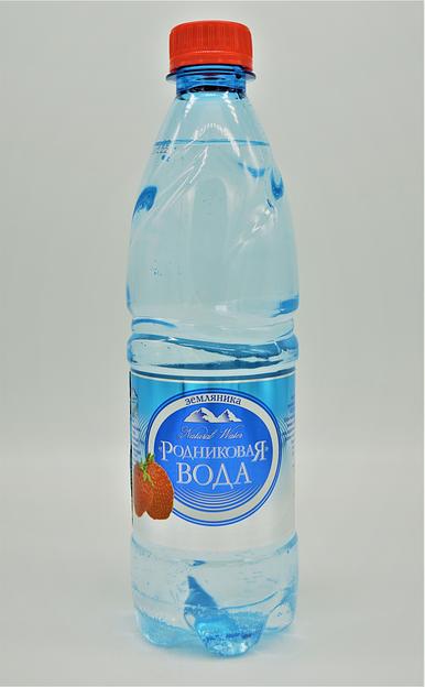 Напиток безалкогольный негазированный «Родниковая вода со вкусом земляники» 0,5 л ОПТ фото 1